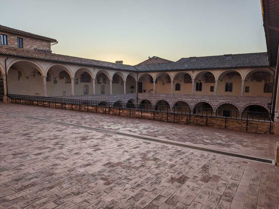 Assisi Assisi